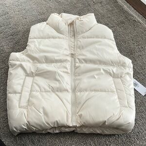 Old Navy kids cream puffer vest. New with tags.
